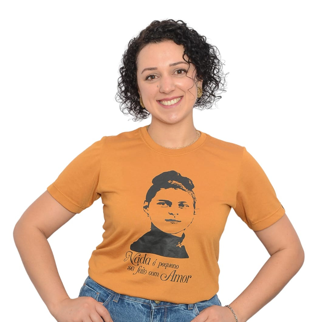 Camiseta "Santa Teresinha"